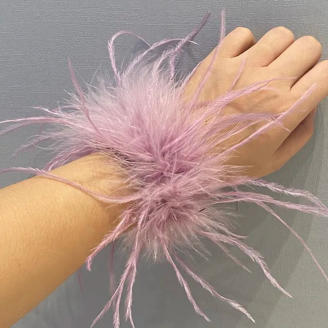 Real Ostrich feather cuff plumes bracelet for women white Cuffs pens Shirt with feathers girls fur cuffs ornament boa plume