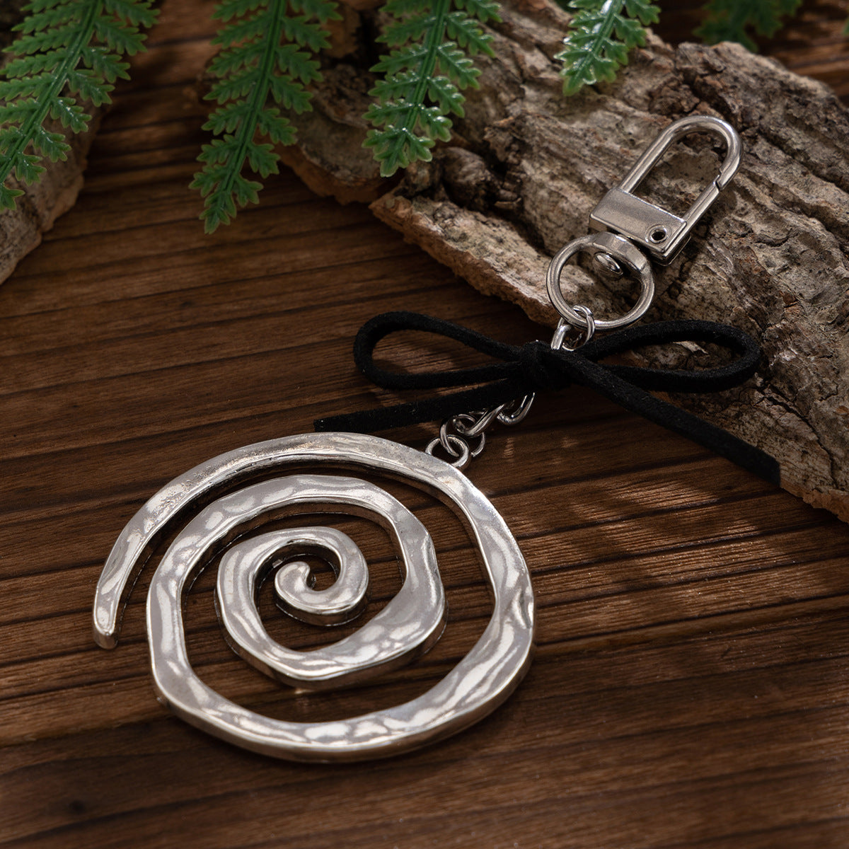Original Design Spiral Pendant Keychain Versatile Alloy Korean Velvet Pendant
