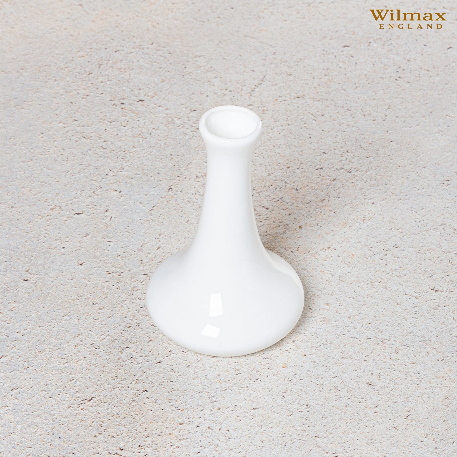 White Vase 3.5