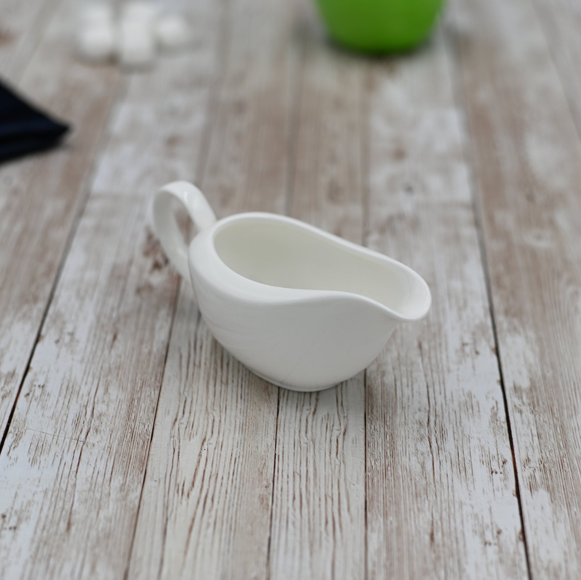 White Sauce Boat 3 Oz | 100 Ml