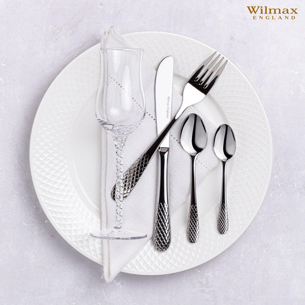 White Dinner Plate With Embossed Wide Rim 10