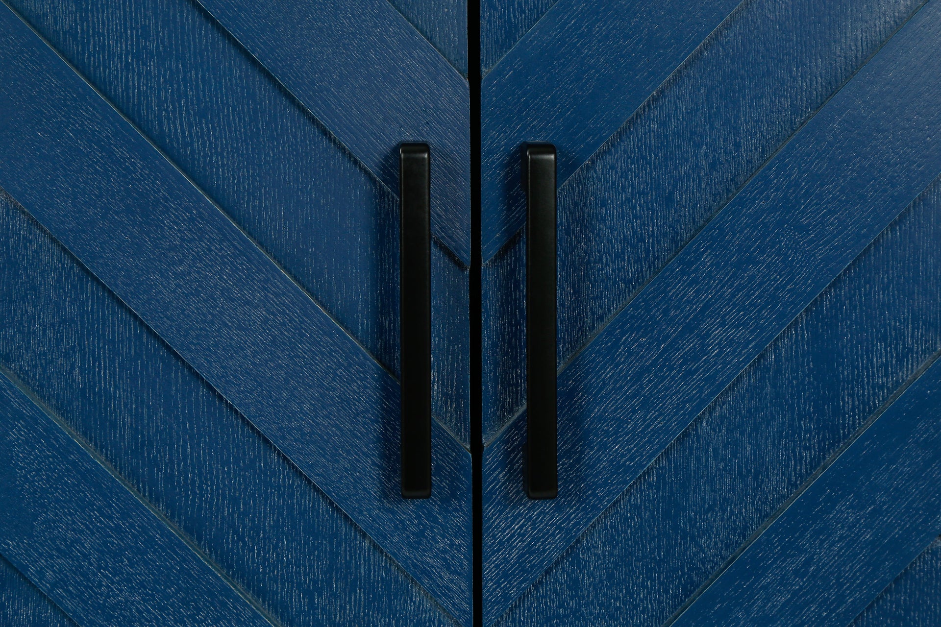 Stronger Vintage Style Buffet Cabinet Lacquered Accent Storage 4 Door Wooden