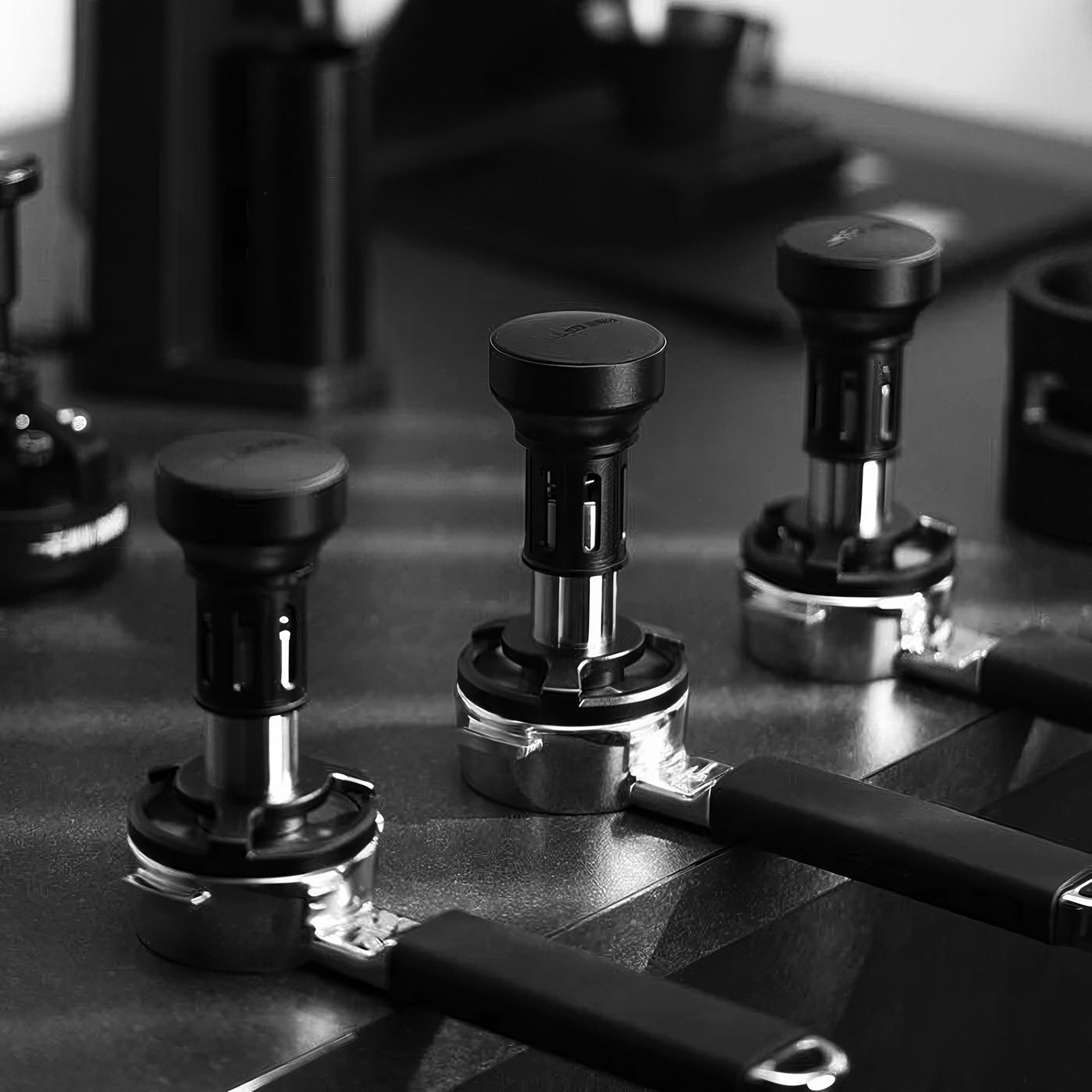YU-Series Force Impact Espresso Tamper