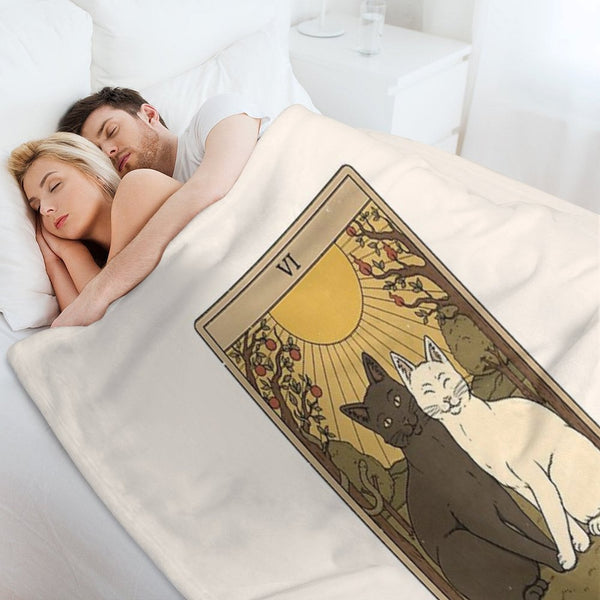 The Lovers - Cats Tarot Lightweight Throw Blanket