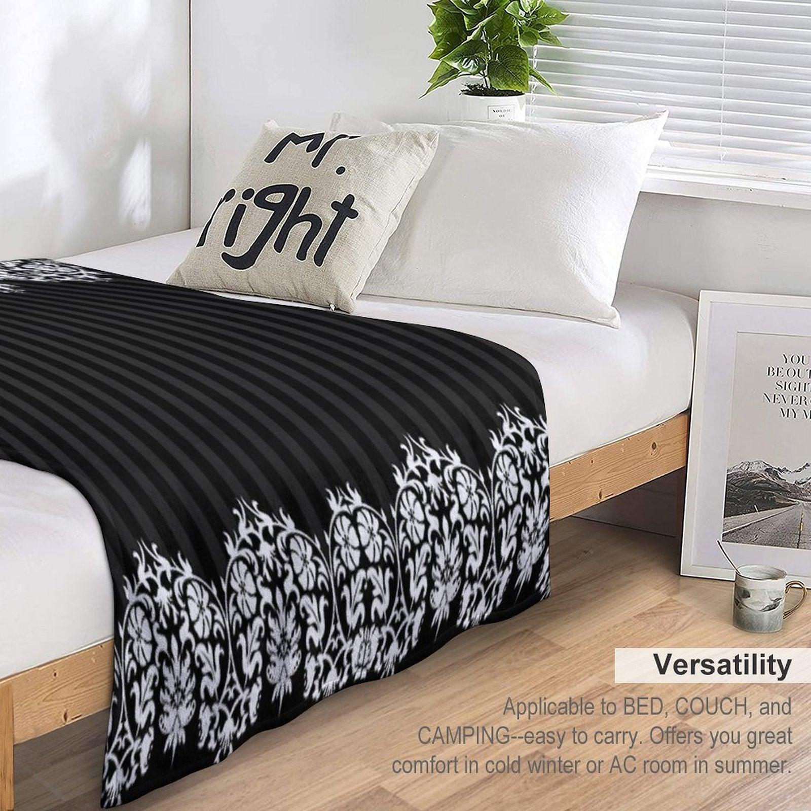 Black And White Damask Pattern Throw Blanket