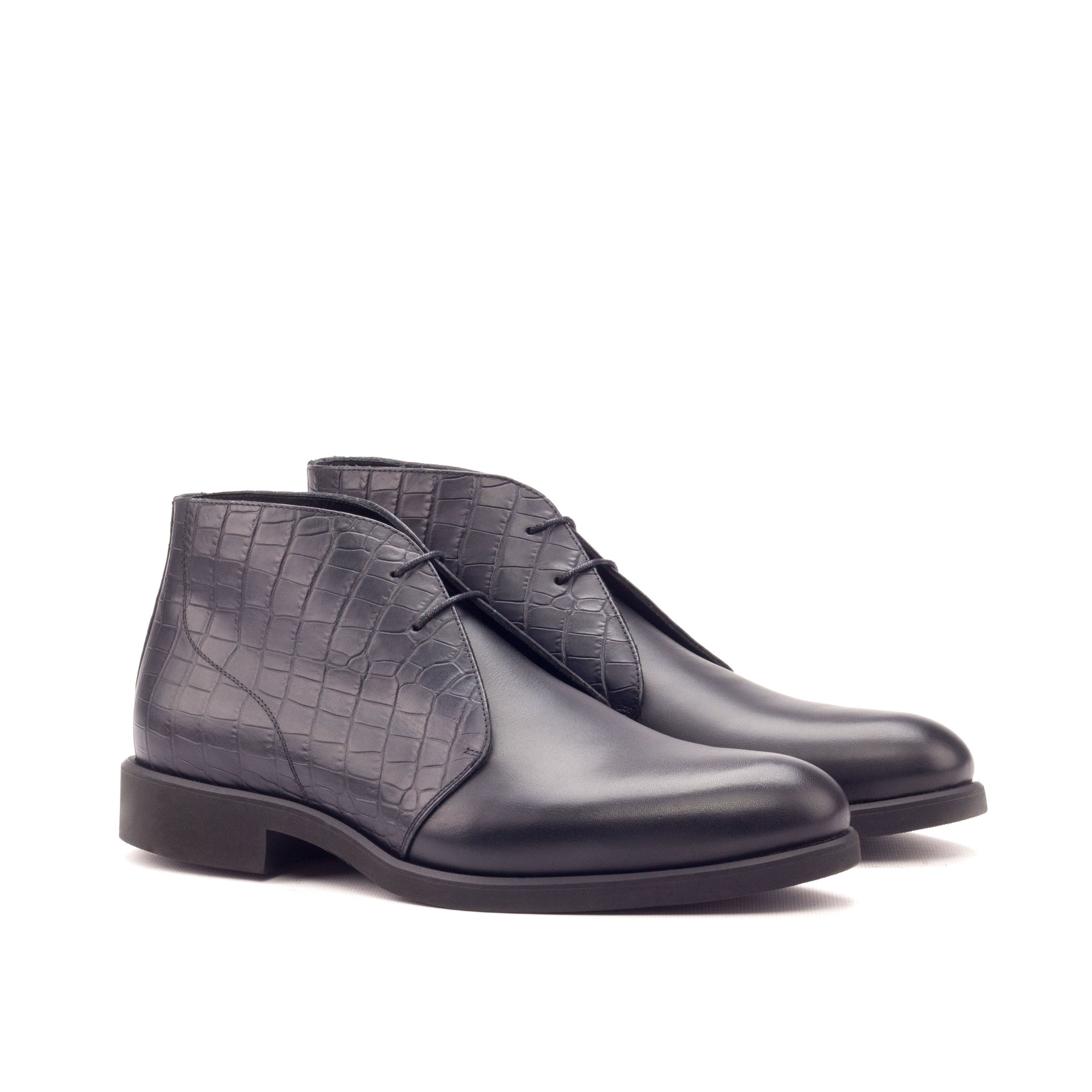 Oratoria - leather chukka boots with alligator print
