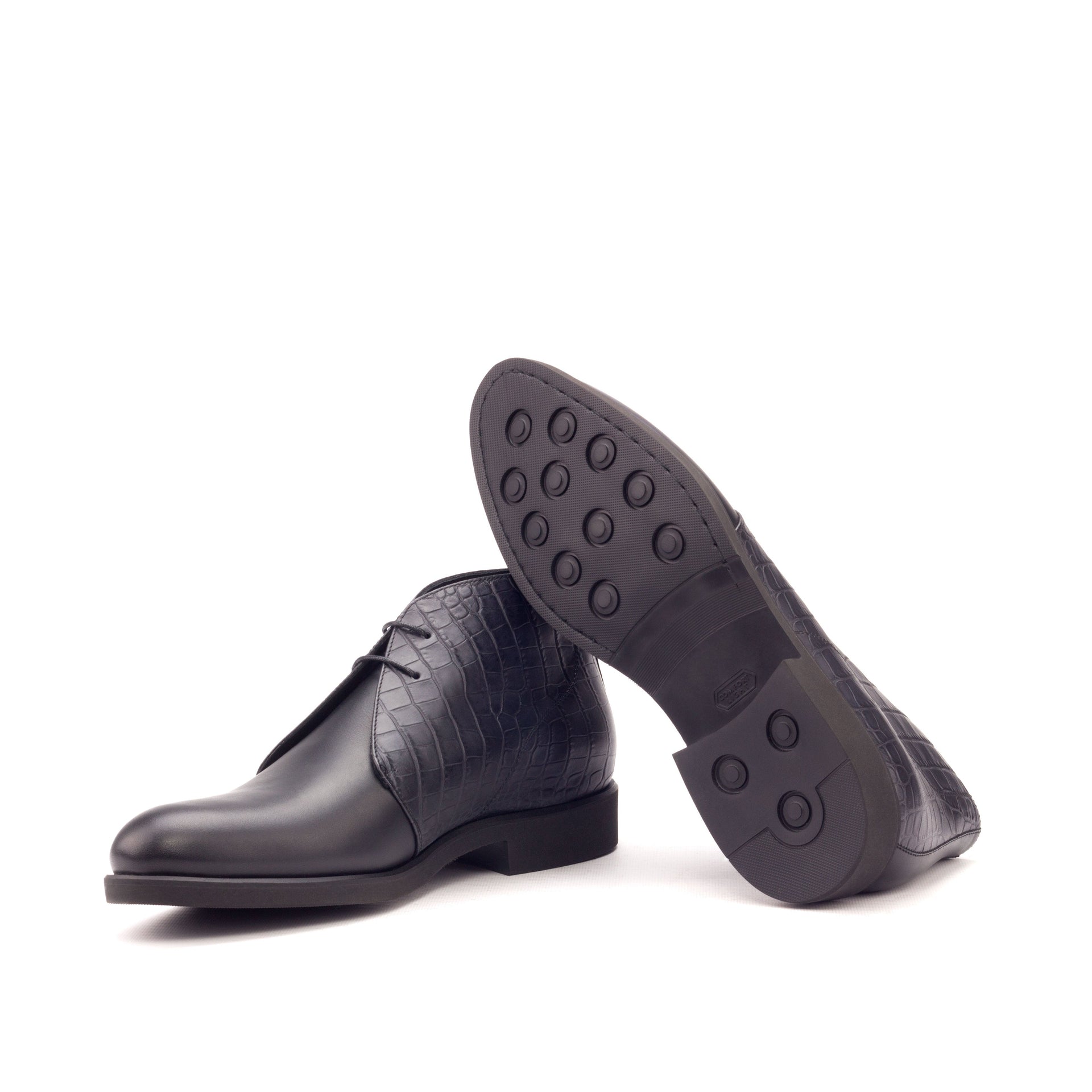 Oratoria - leather chukka boots with alligator print