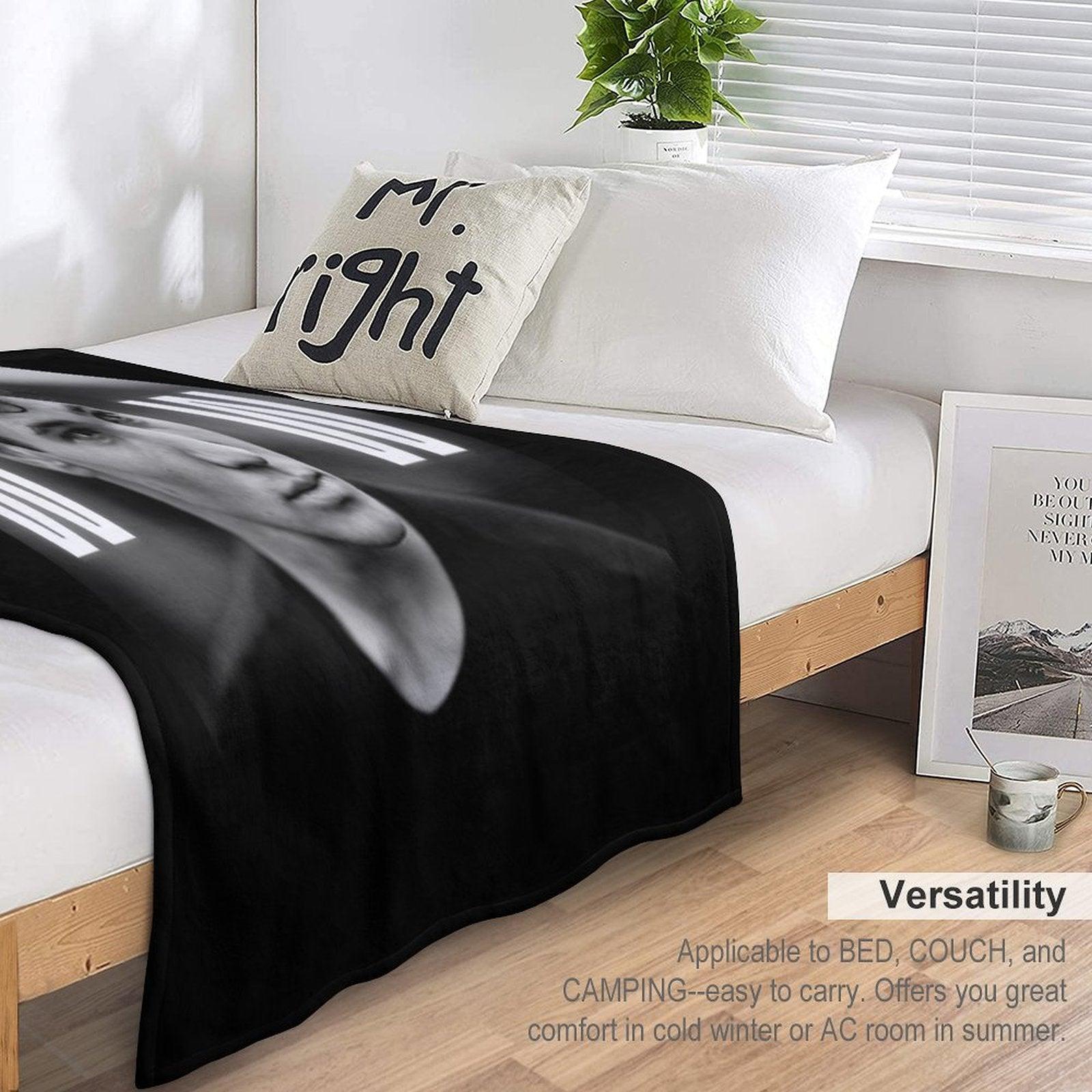 Wincent Weiss Throw Blanket