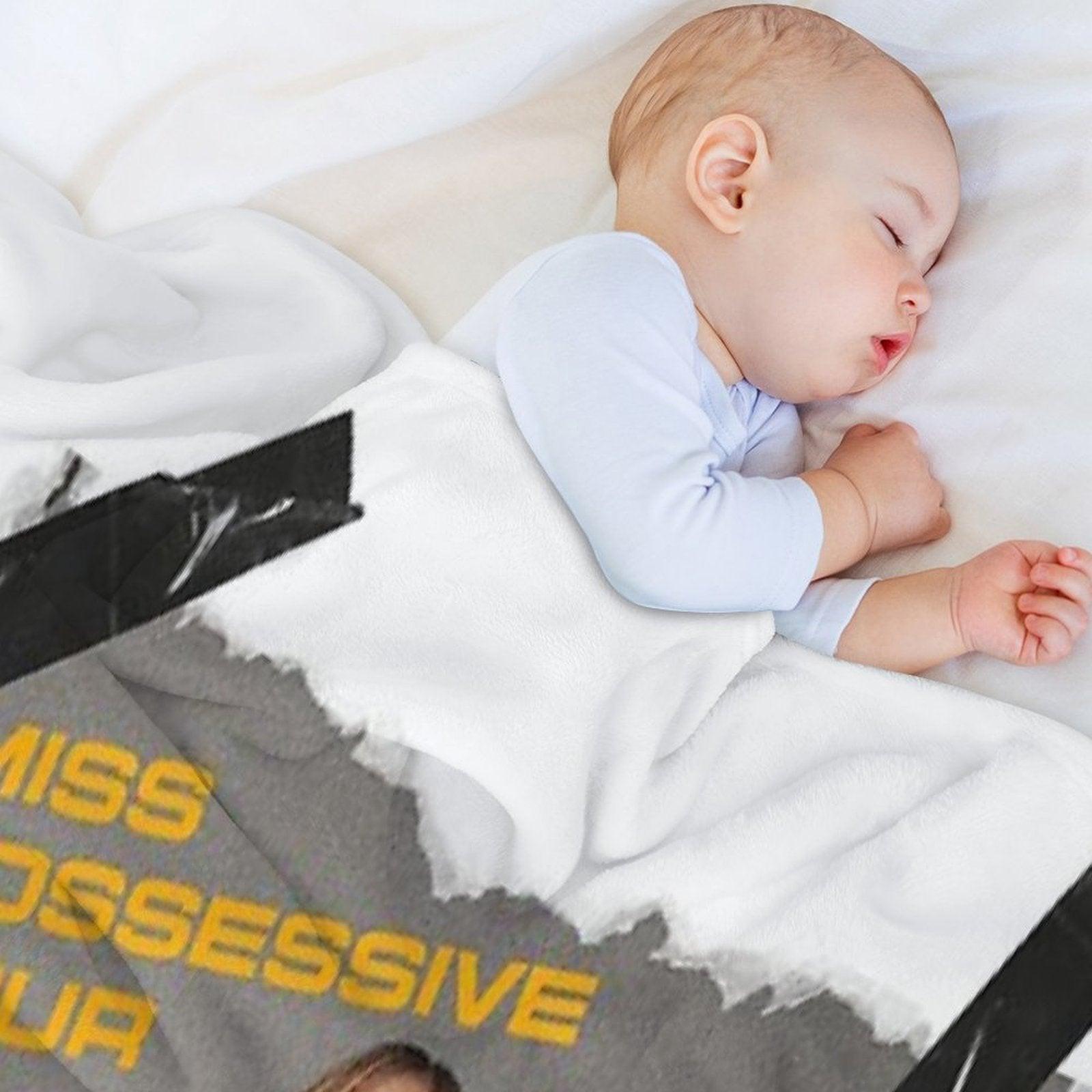 Tate McRae Miss Possessive Tour Top Throw Blanket