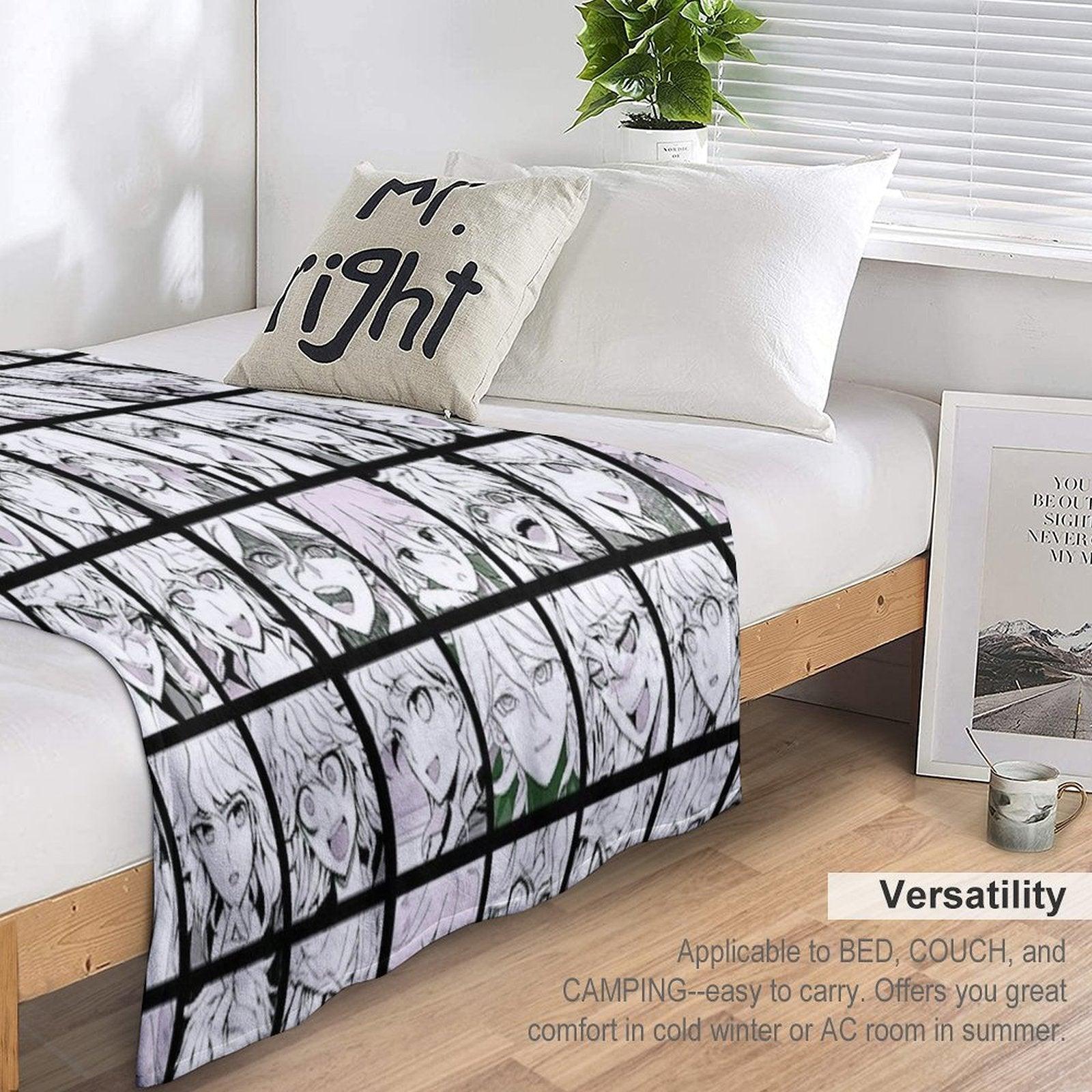 Nagito Manga Collection (Colored) Throw Blanket