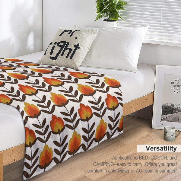 Boogie - Retro Florals Minimal Trendy 70s Style Throwback Flower Pattern Throw Blanket