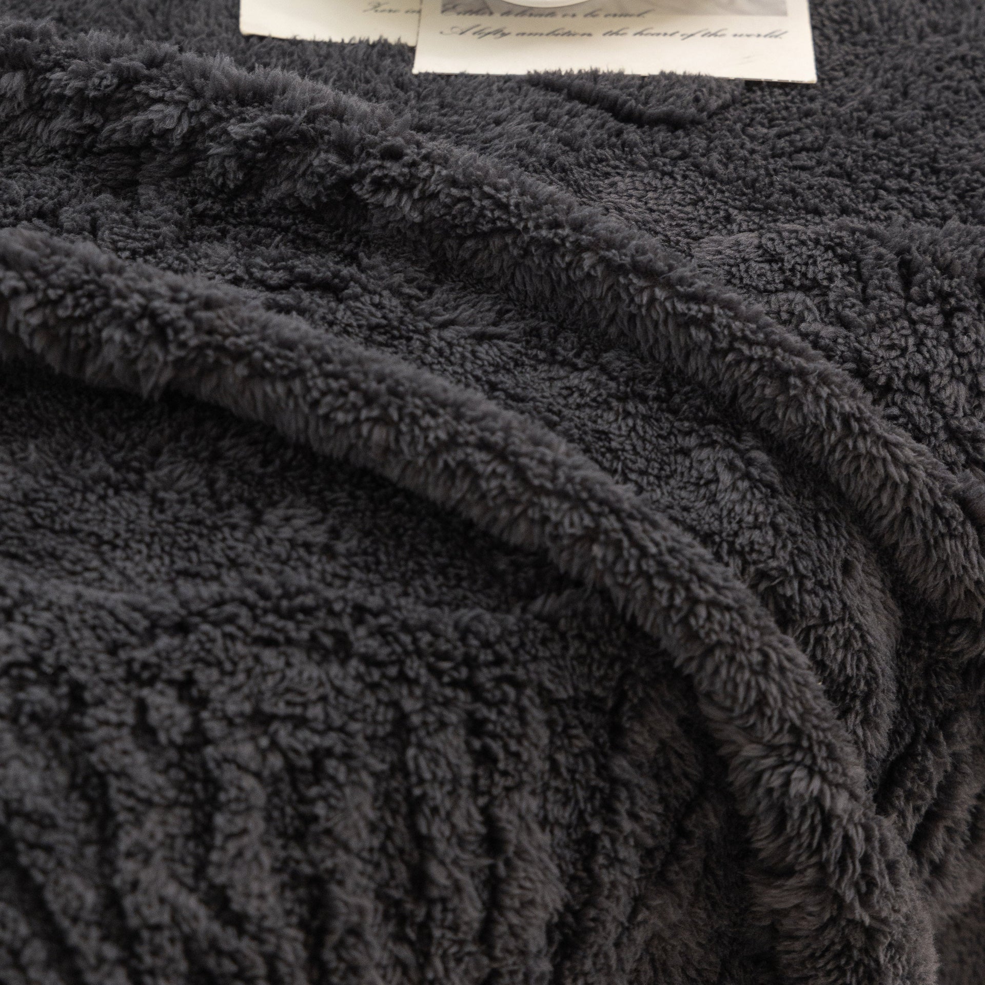 Luxury 3D Butterfly Jacquard Sofa Throw Blanket, Ultra-Soft Plush Fleece Couch Cover