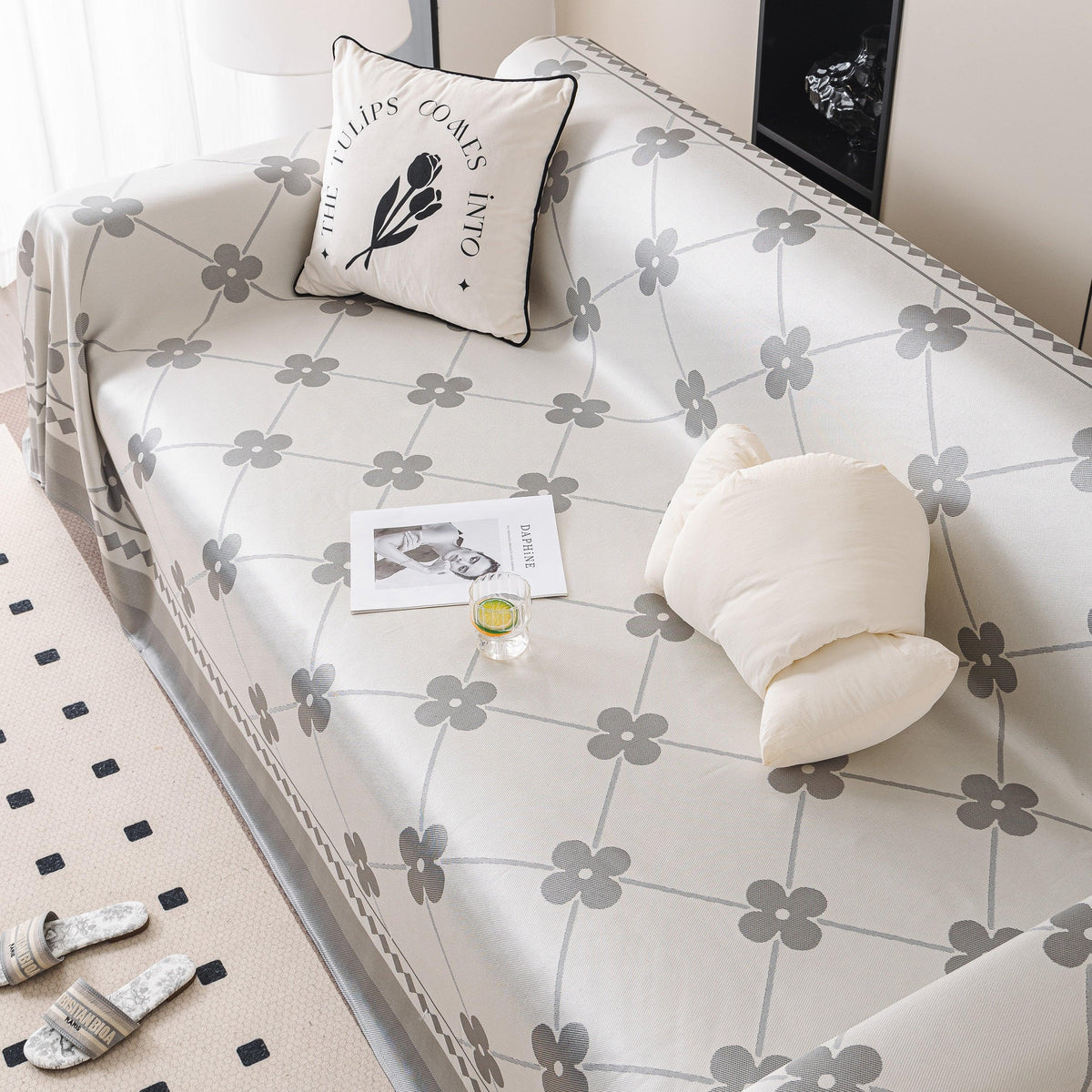Cooling Four-Leaf Clover Hope Faith Love Luck Summer Comfy Ice Silk Furniture Throw Covers for Sofas