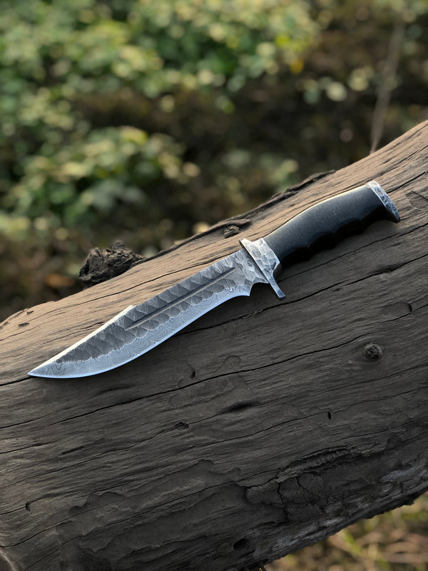 Best Bowie Knife – 13