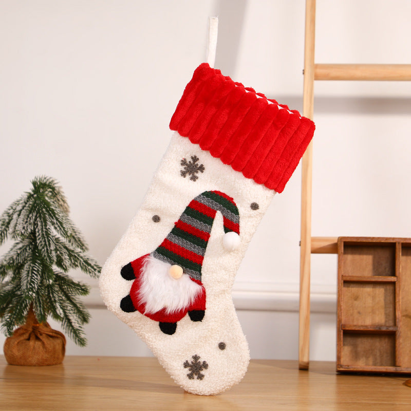 Christmas decorations, candy socks, embroidered Santa Claus socks, Christmas children's gifts, socks, gift bags, pendants