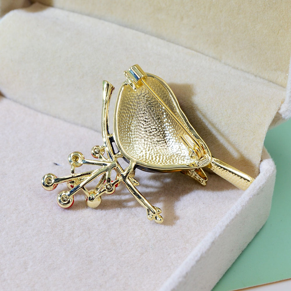 CINDY XIANG Cute Vivid Bird Brooches For Women Winter Animal Design Pin Branch Accessories 3 Colors Available High Quality