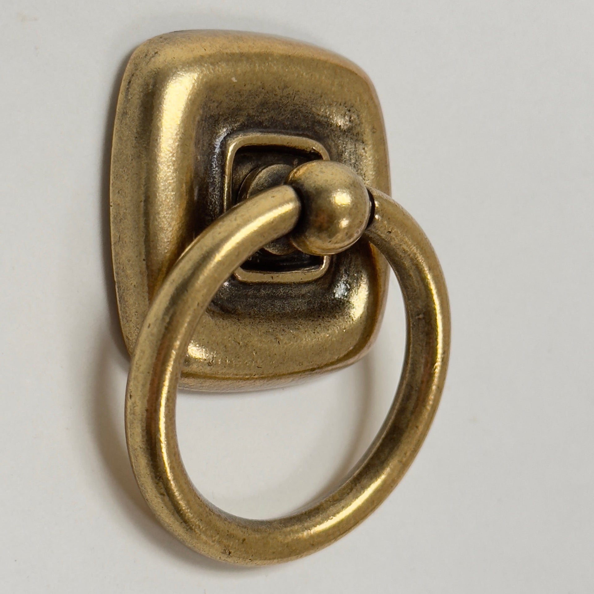 Ring Pull and Knob 