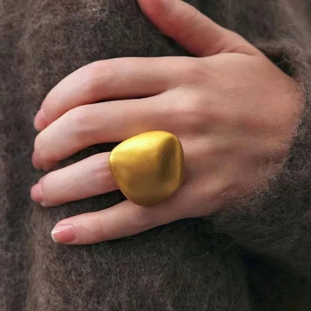 Gold Color Metal Rings Irregular Geometric Wide Noodle Finger Fing for Women Jewelry Retro Light Luxury  New Gift Accessorie