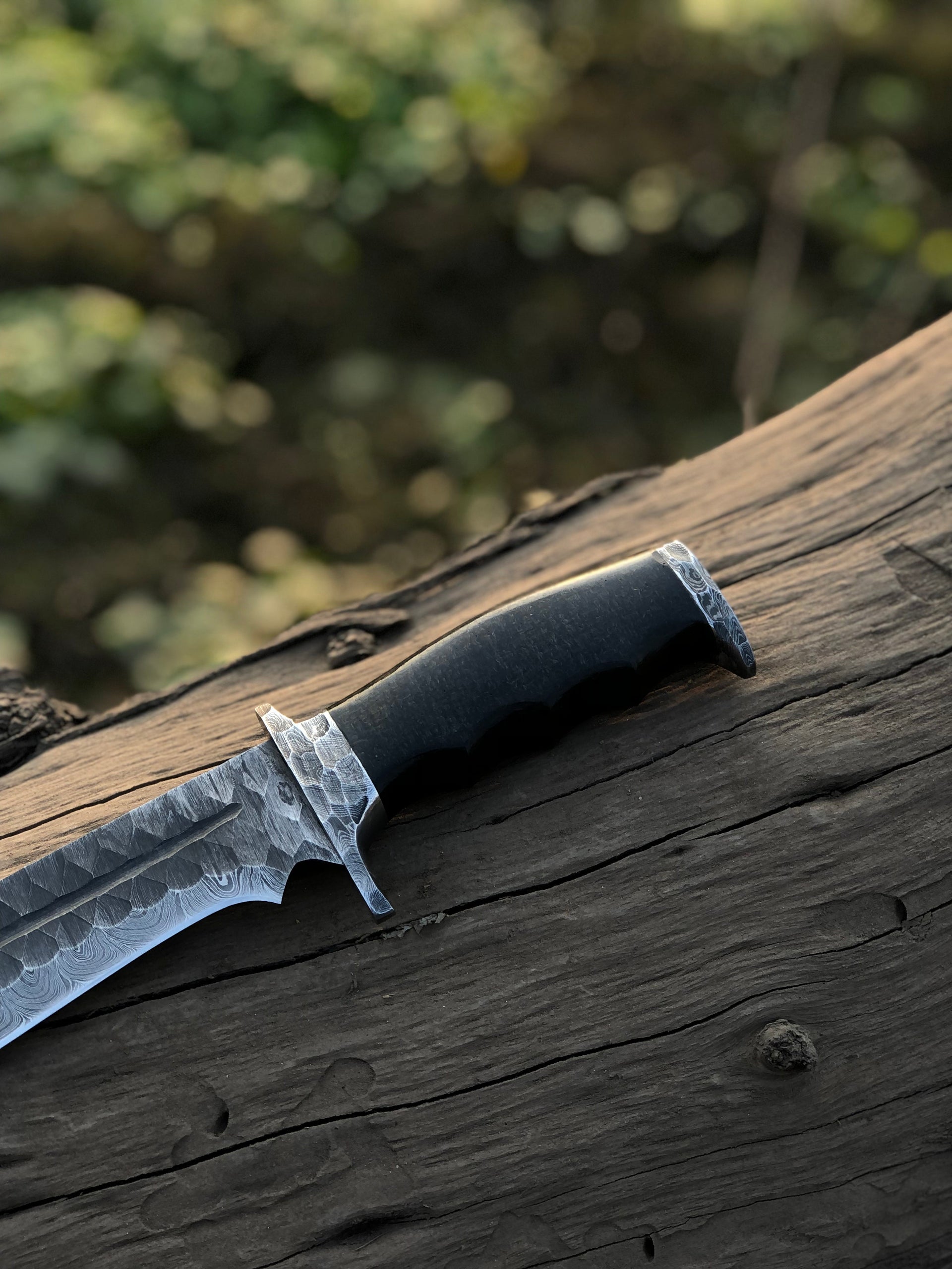 Best Bowie Knife – 13