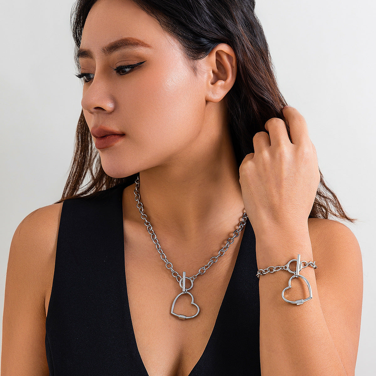 Cold and minimalist necklaces, versatile star shaped necklaces, sweet and cool French style heart-shaped necklace set, accessories