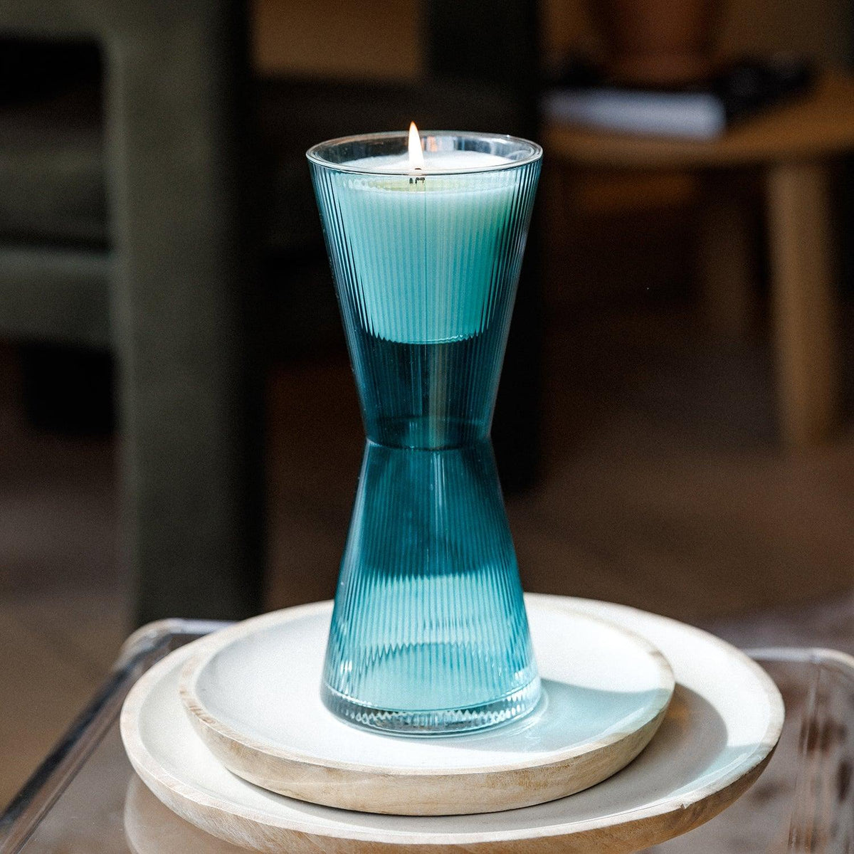 AIZ Candle - Oud & Bergamot