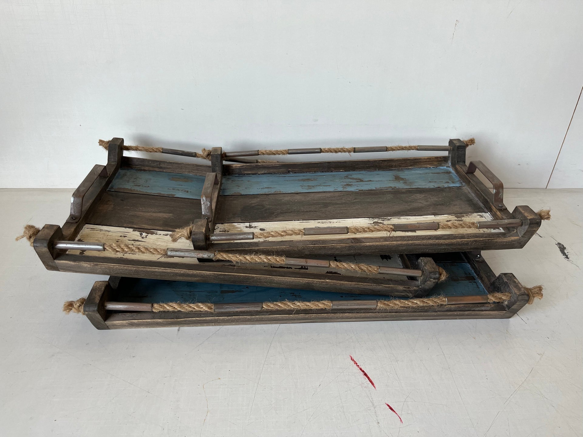 Rusty Wood ServingTray with Metal handle set of 3pcs