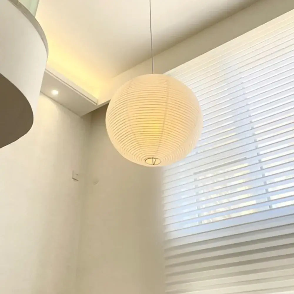 Akari 90A Pendant Light