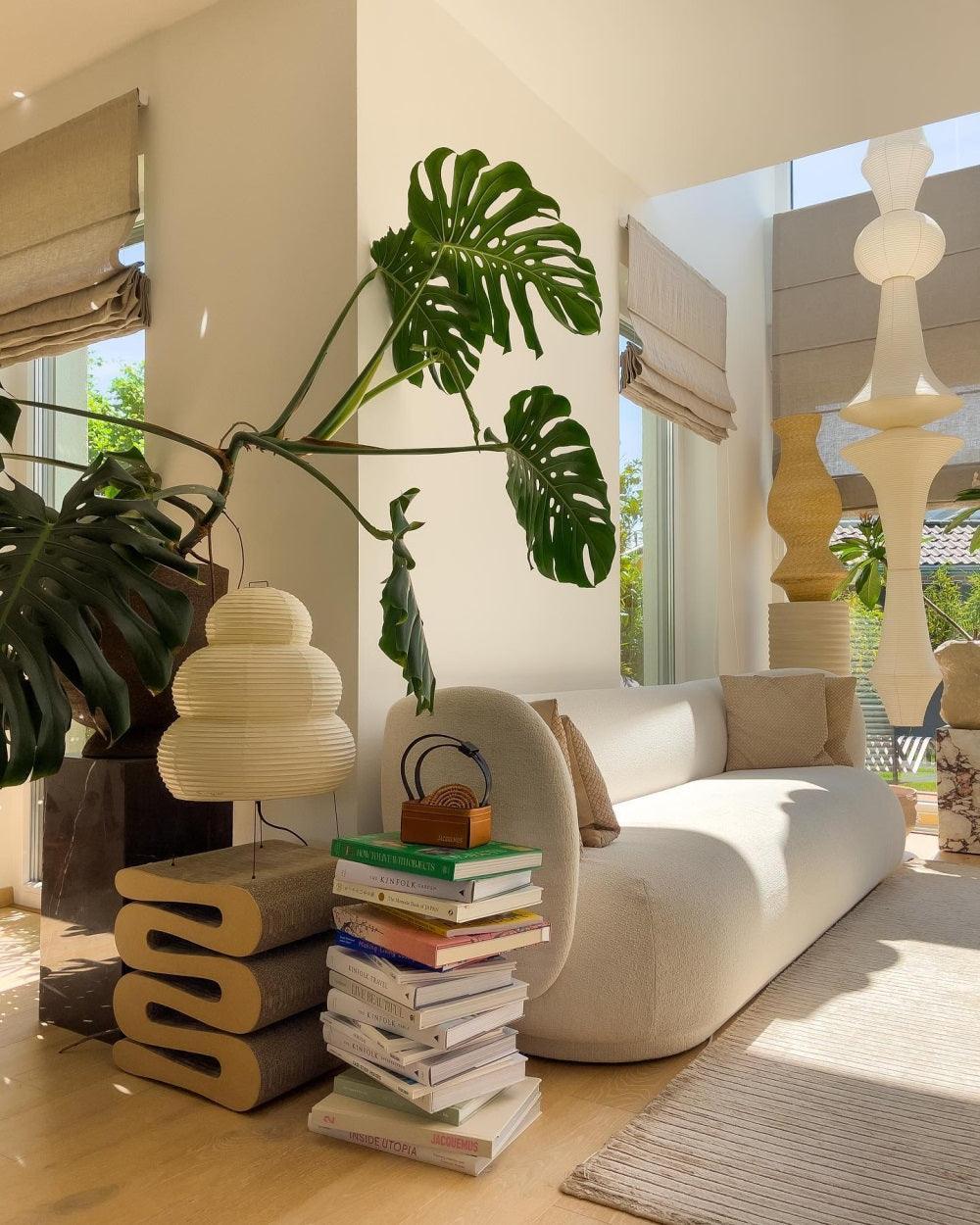 Akari E Pendant Light 12.2
