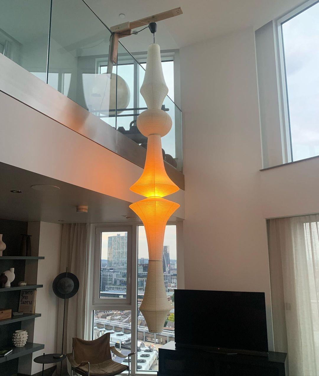 Akari E Pendant Light 12.2
