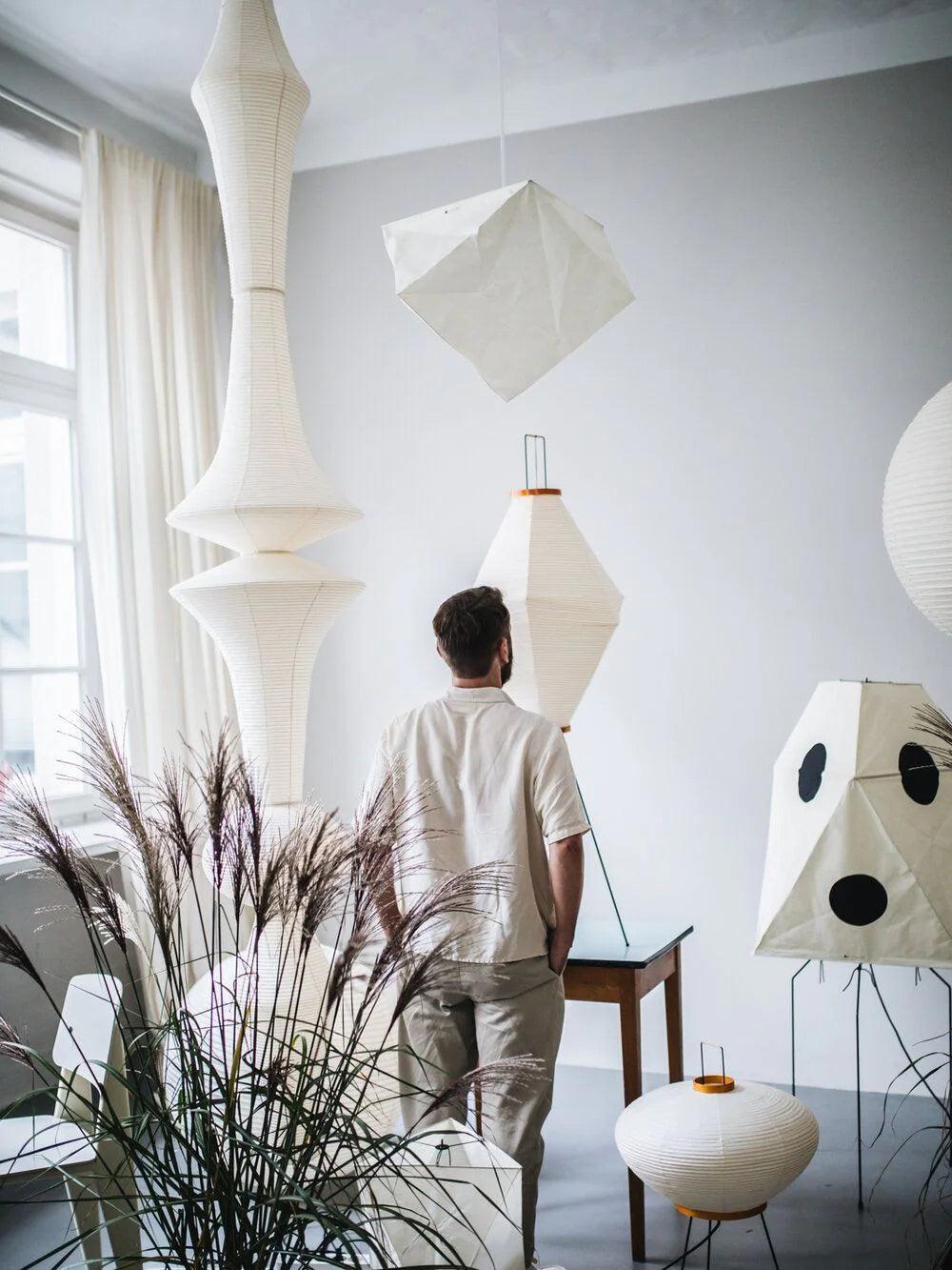 Akari E Pendant Light 12.2