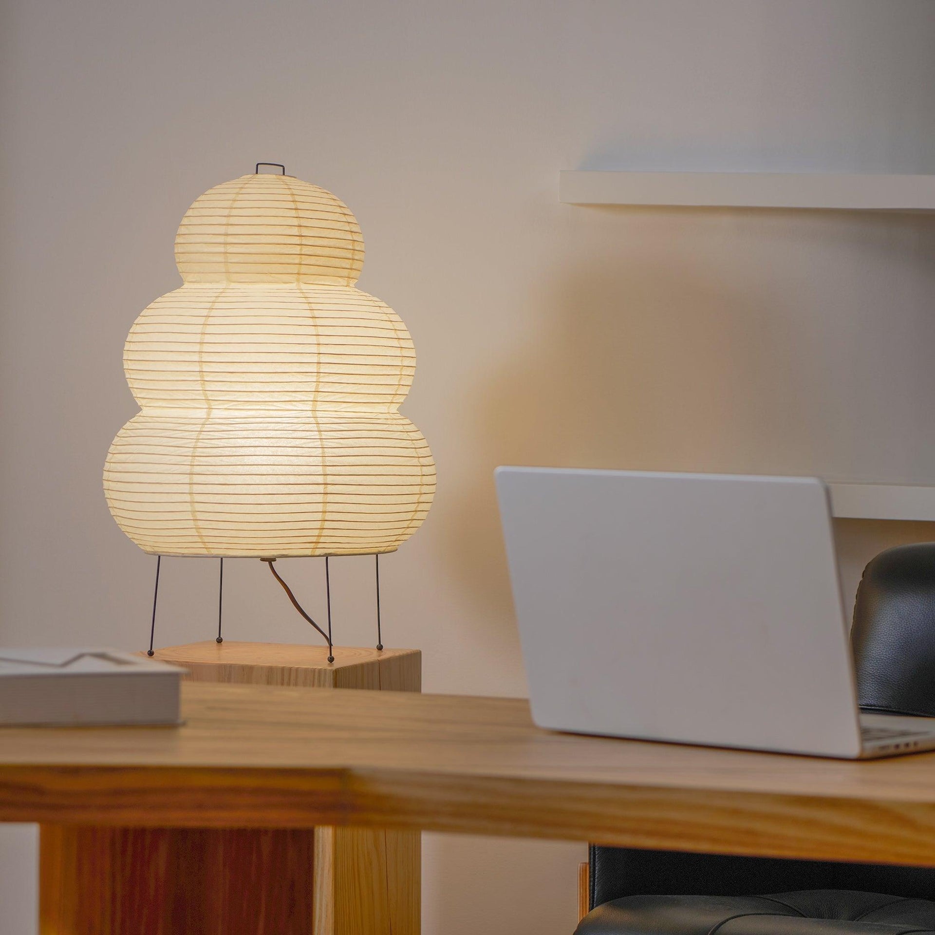 Akari Table Lamp 10.2