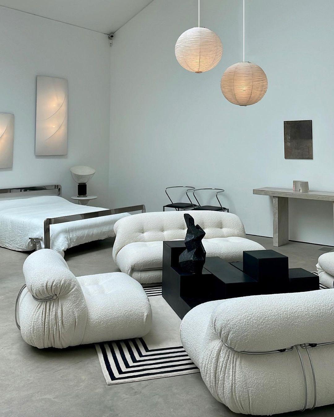 Akari A Pendant Light 15.7