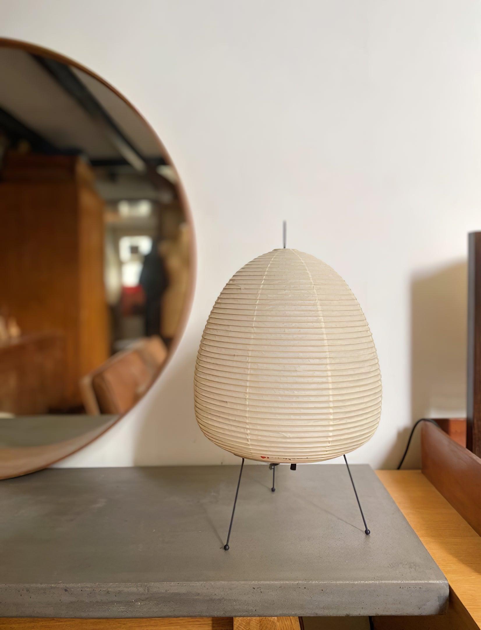 Akari Table Lamp 10.2