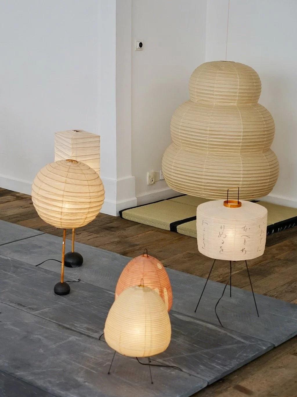 Akari Table Lamp 10.2