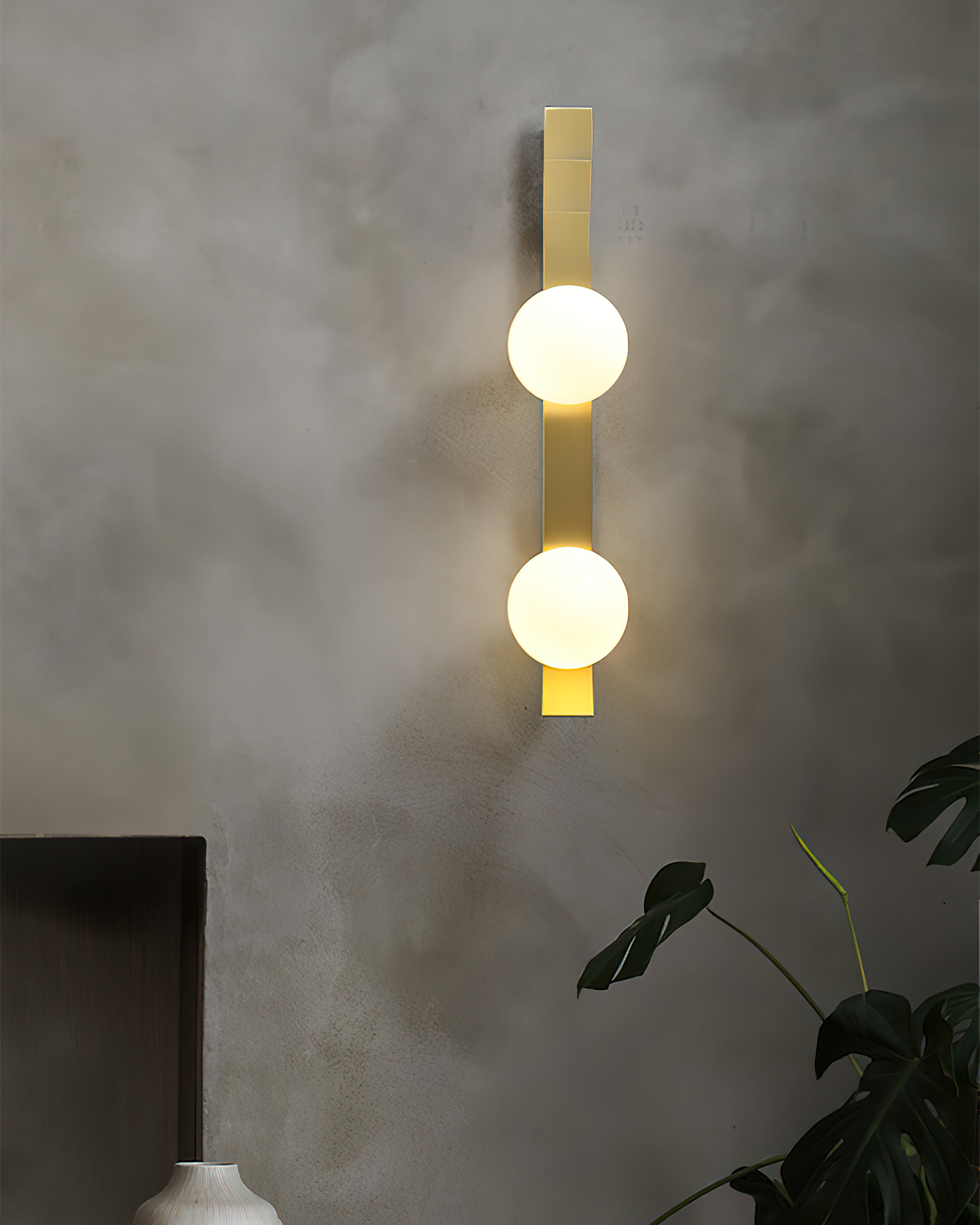 Aley Wall Lamp
