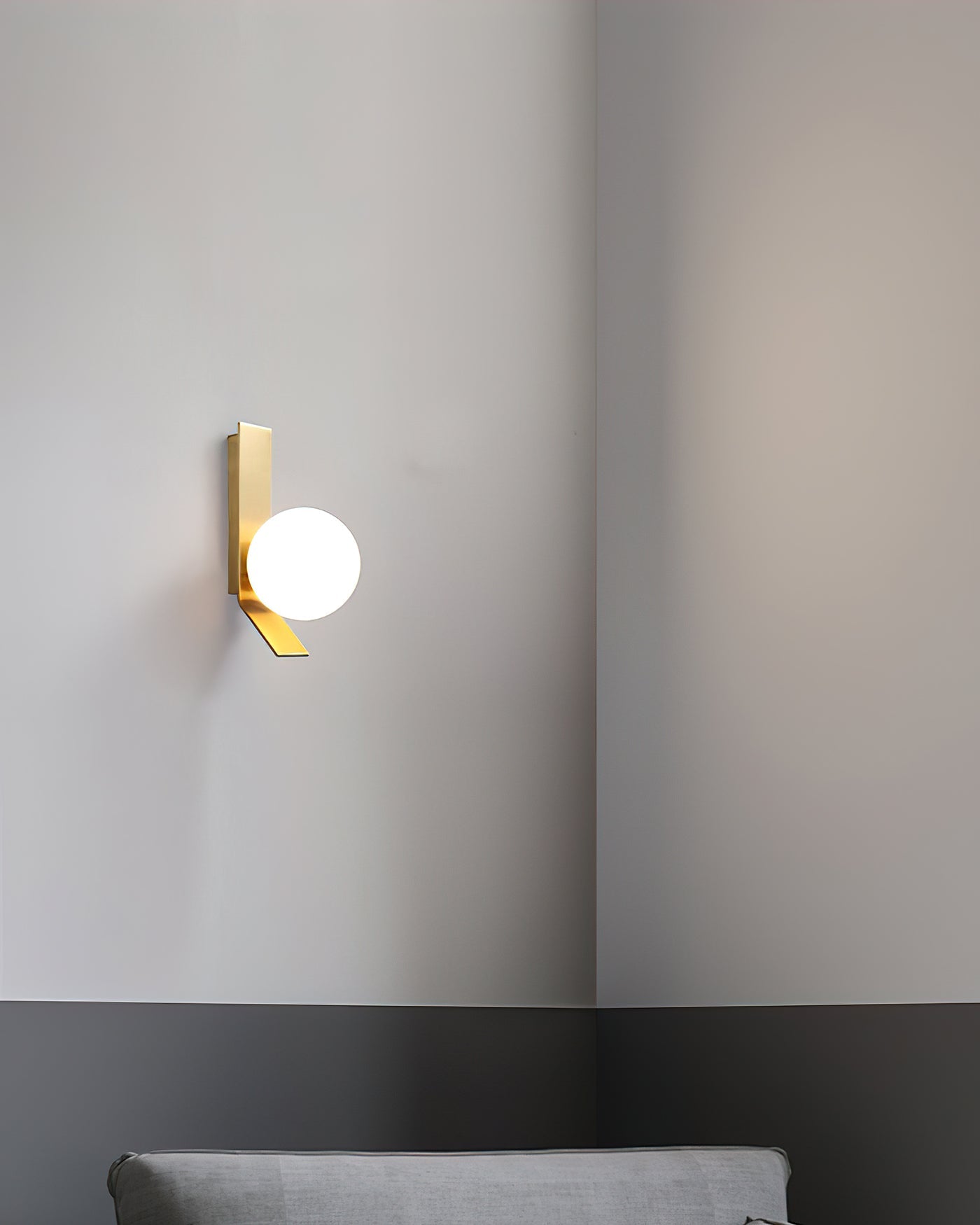 Aley Wall Lamp