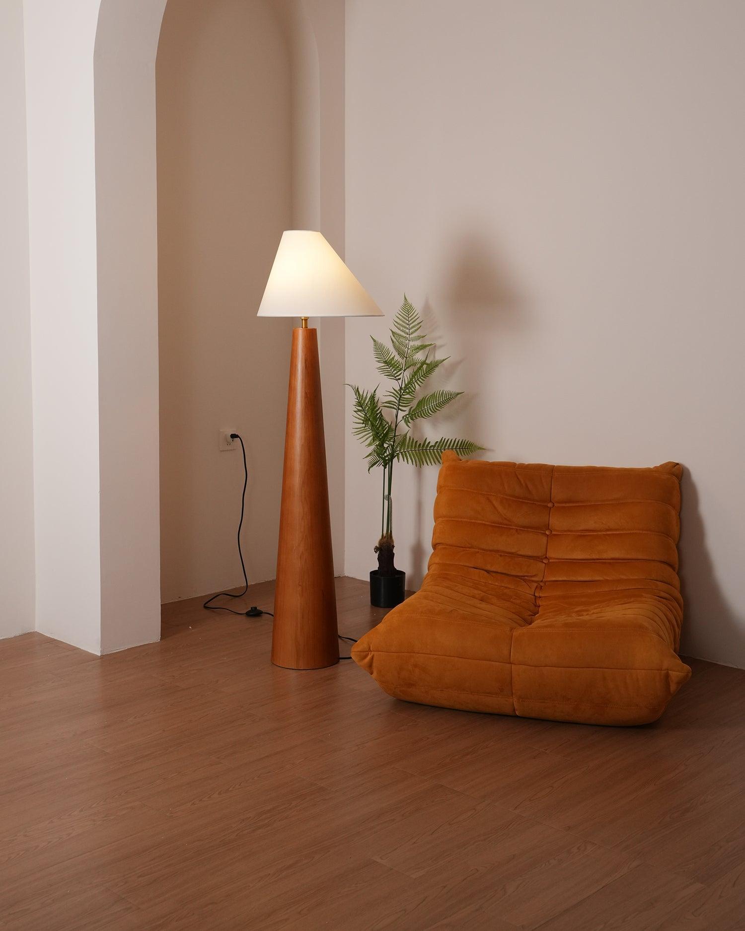 Alvin Floor Lamp 17.7