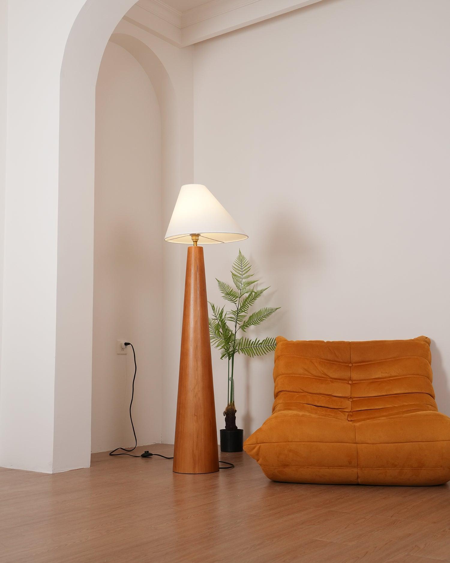 Alvin Floor Lamp 17.7