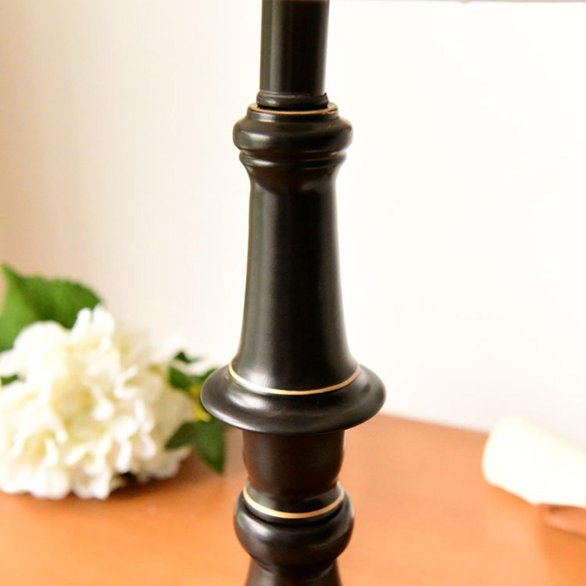Ambrosia Metal Table Lamp 11