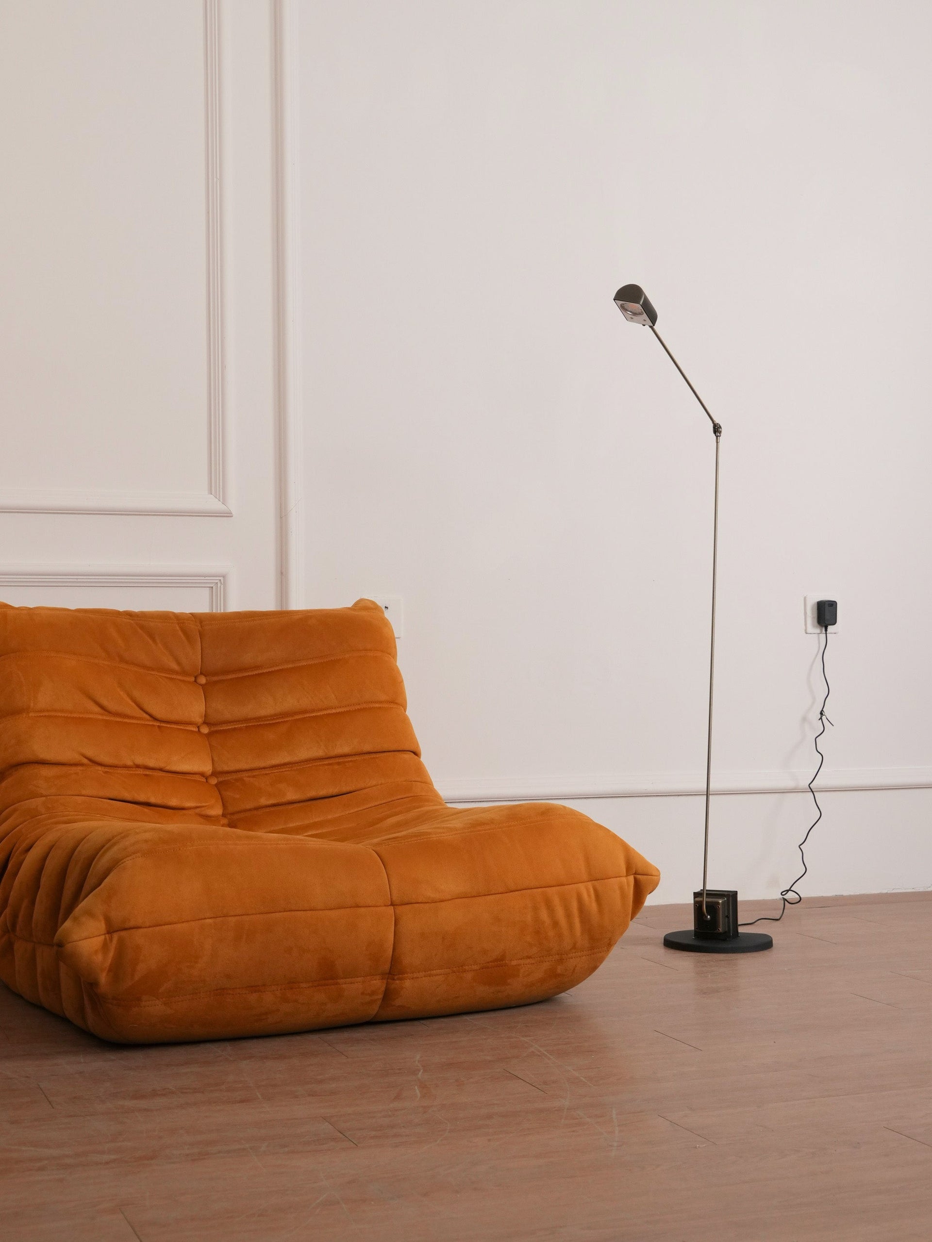 Apex Flex Floor Lamp 8.3