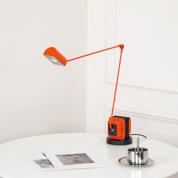 Apex Flex Table Lamp 4.3