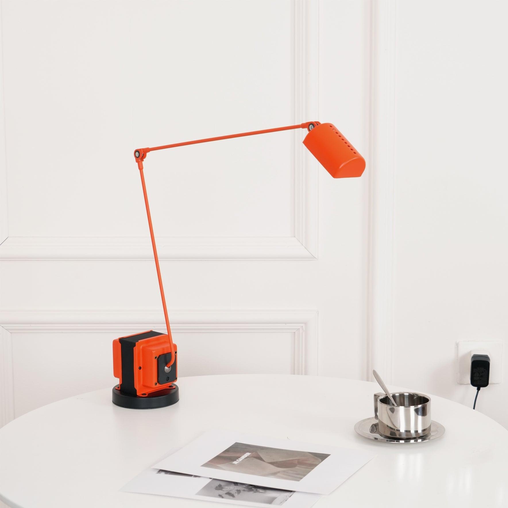 Apex Flex Table Lamp 4.3