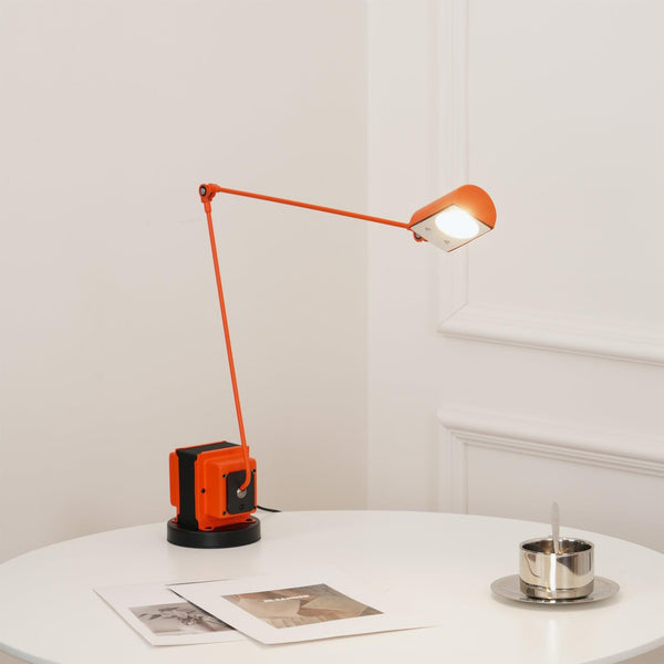 Apex Flex Table Lamp 4.3