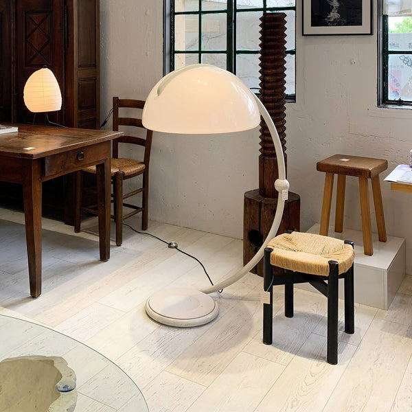 Arc Glow Floor Lamp 30.9