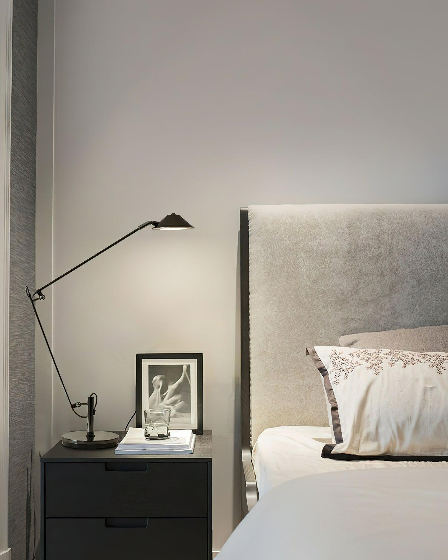 Arcadia Table Lamp 7.5