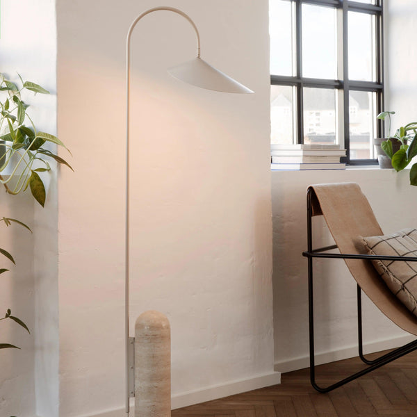 Arum Floor Lamp 16.9