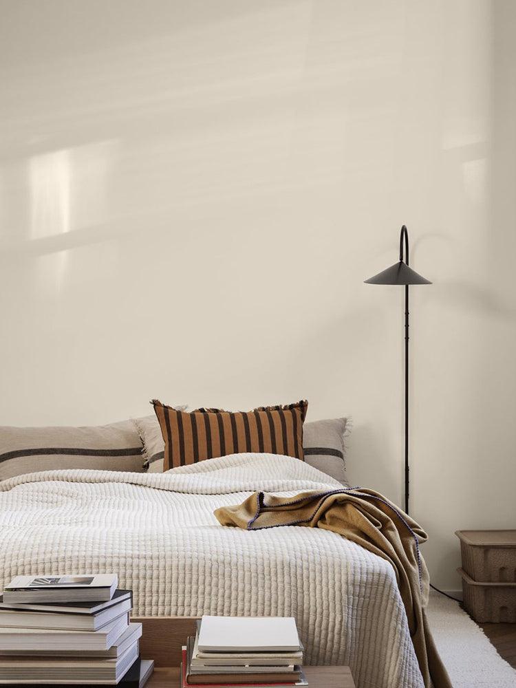 Arum Wall Lamp