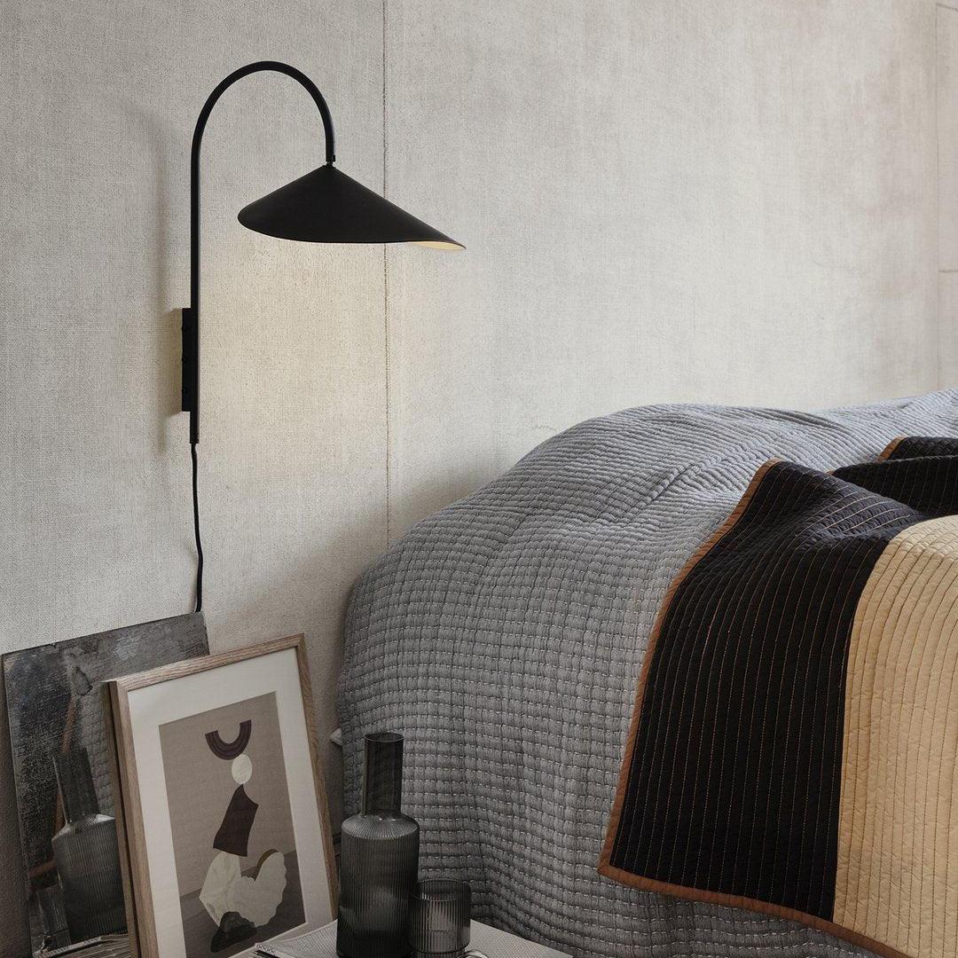 Arum Wall Lamp
