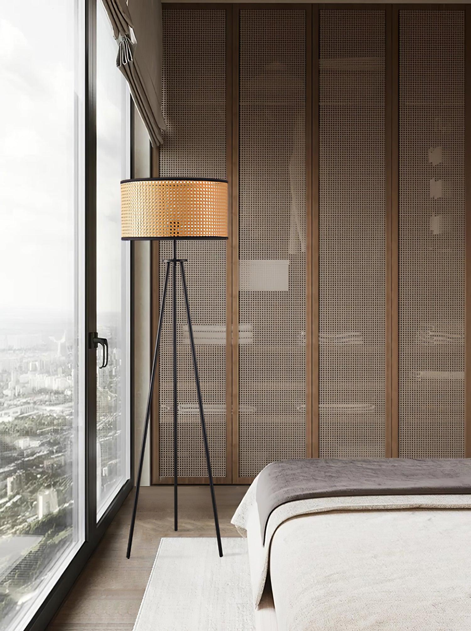 Aubrey Floor Lamp 16.5