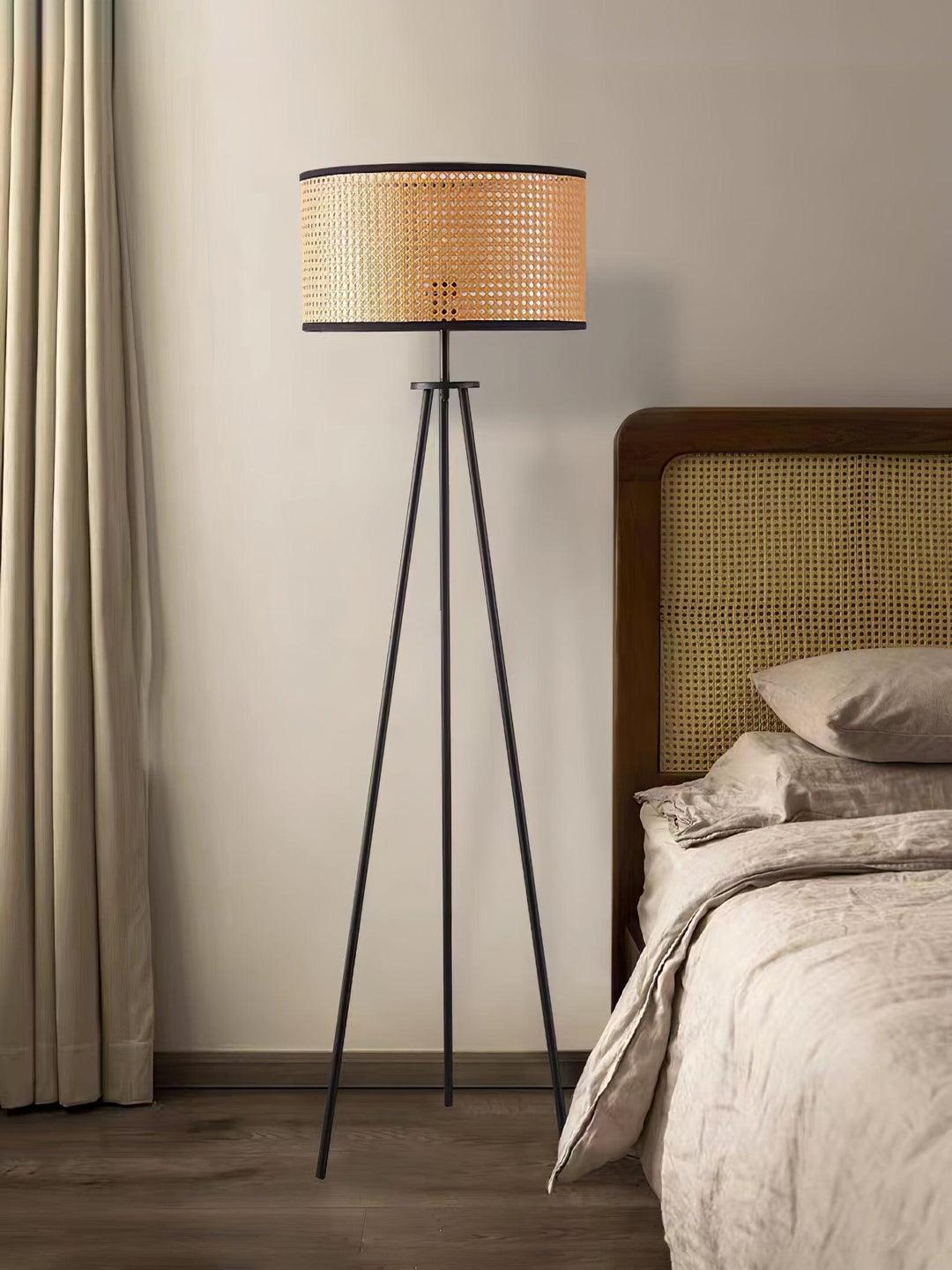 Aubrey Floor Lamp 16.5